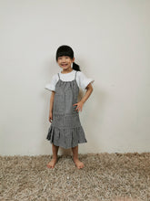 Load image into Gallery viewer, Korean Black Checkered Dress Set